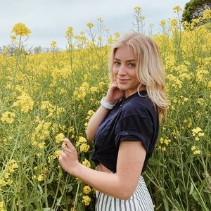 Meet your Posher, Jacy